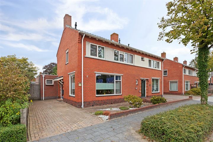 Dr. A. Kuyperstraat 8 in Veendam foto