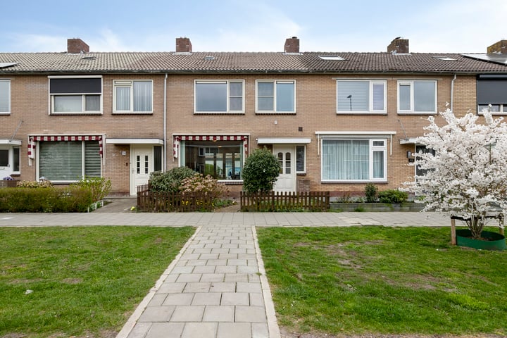 Dr. Albert Schweitzerlaan 54 in Purmerend foto