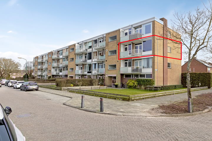 Dr. Arienslaan 124 in Maarssen foto