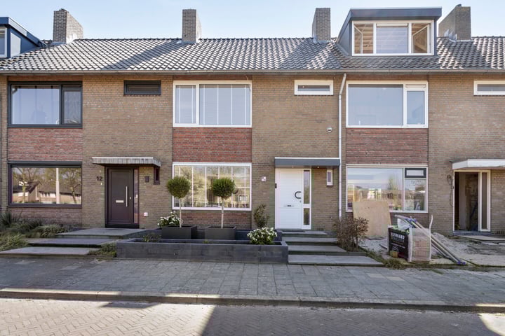 Dr. C.R. Hermansstraat 10 in Best foto