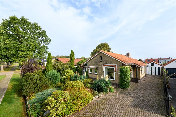 Dr G A Wumkesstraat 11 in Joure foto