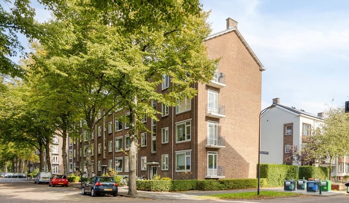 Dr H. Colijnlaan 145 in Rijswijk