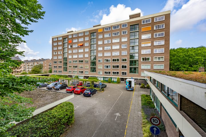 Dr H. Colijnlaan 6-F102 in Rijswijk foto