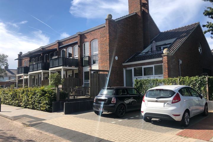 Foto van woning Dr J. de Koninglaan 2, Schipluiden