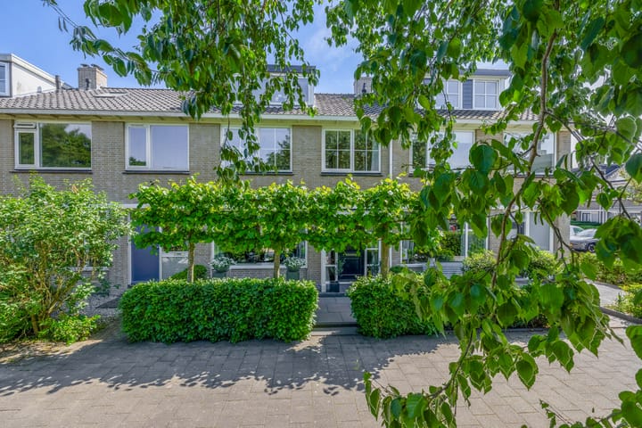Dr. J.J.P. Oudsingel 44 in Rotterdam foto