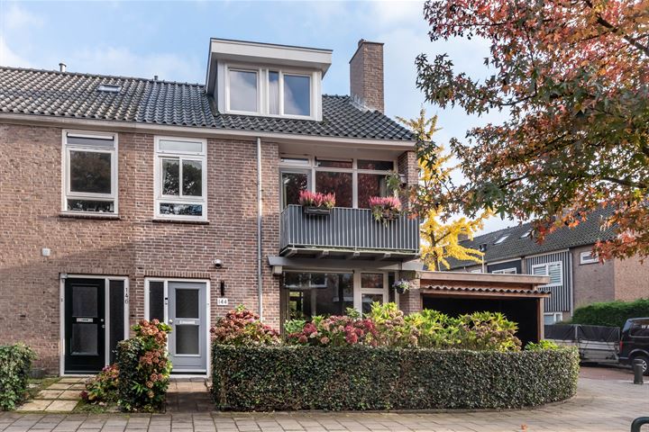 Dr. J.R. Thorbeckelaan 144 in Heemstede foto