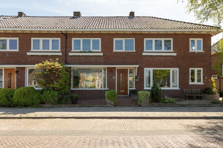 Dr. Kuyperlaan 20 in Sneek foto