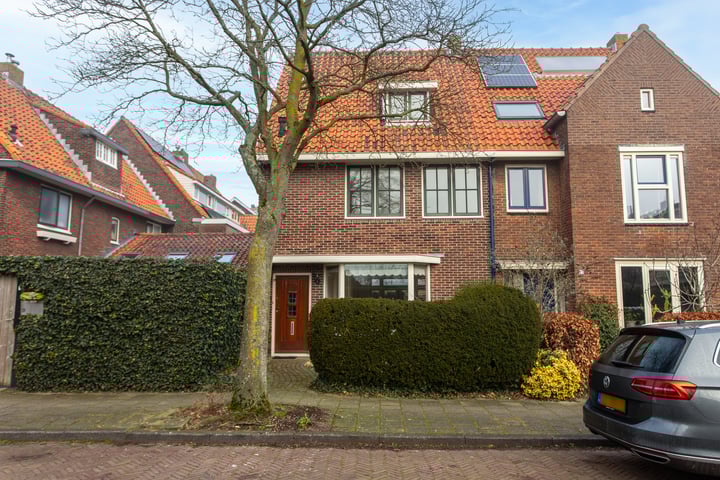 Dr. Leenaersstraat 19 in Castricum foto