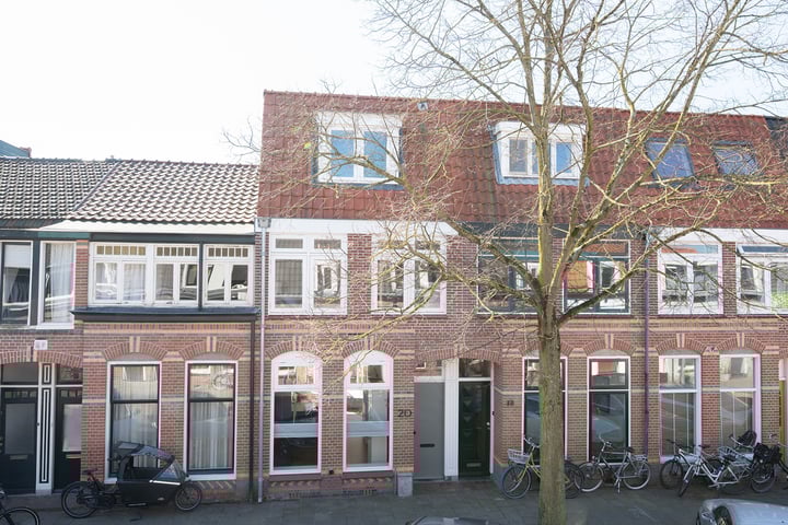 Dr. Leijdsstraat 20 in Haarlem foto