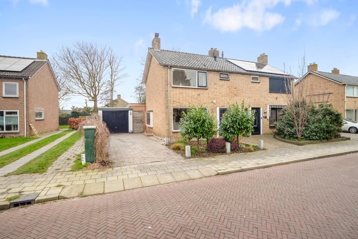 Dr. Lovinkstraat 51 in Middenmeer foto