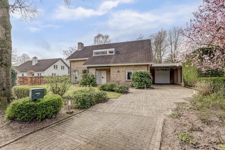 Dr. P. C. de Brouwerlaan 11 in Hilvarenbeek