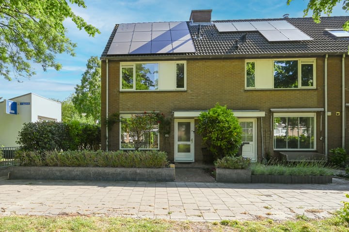 Dr Poelslaan 48 in Rijswijk foto
