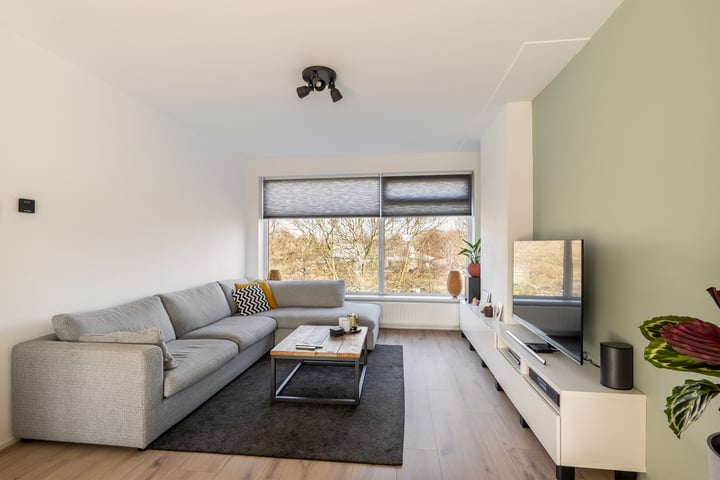 dr. Schaepmanstraat 12D in Vlaardingen foto