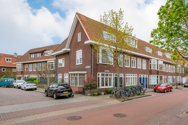 Dr. Schaepmanstraat 137 in Haarlem foto