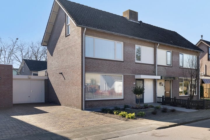 Dr. Schaepmanstraat 15 in Gemert foto
