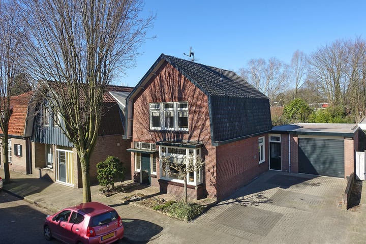 Dr. Schaepmanstraat 59 in Hengelo foto