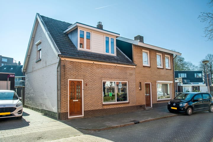 Dr. Schaepmanstraat 8 in Hengelo foto