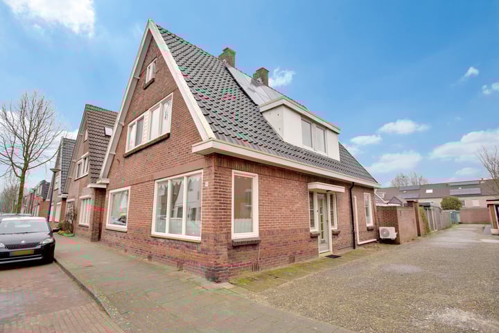 Dr. Stamstraat 51 in Enschede foto
