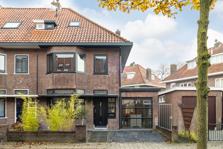 Dr. van Campenstraat 17 in Breda foto