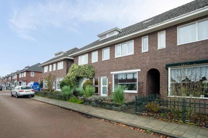 Dr. Van Hoekstraat 77 in Enschede