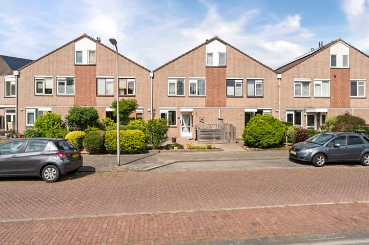 Foto van woning Dr. W.M. Verhaarlaan 46, Emmeloord