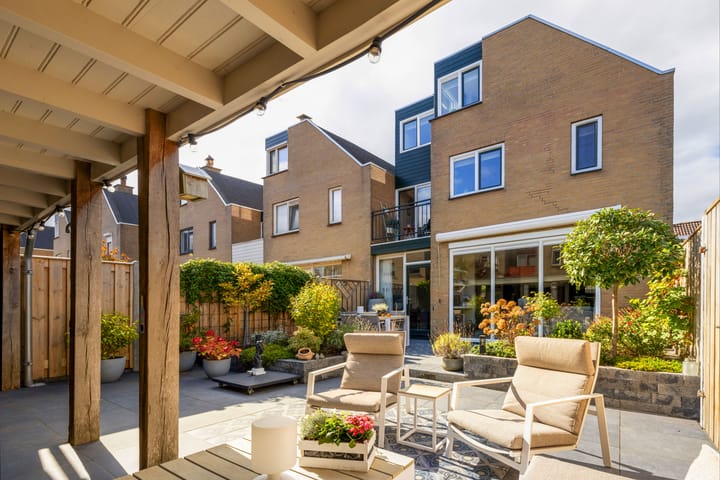 Draaikolk 7 in Hellevoetsluis foto