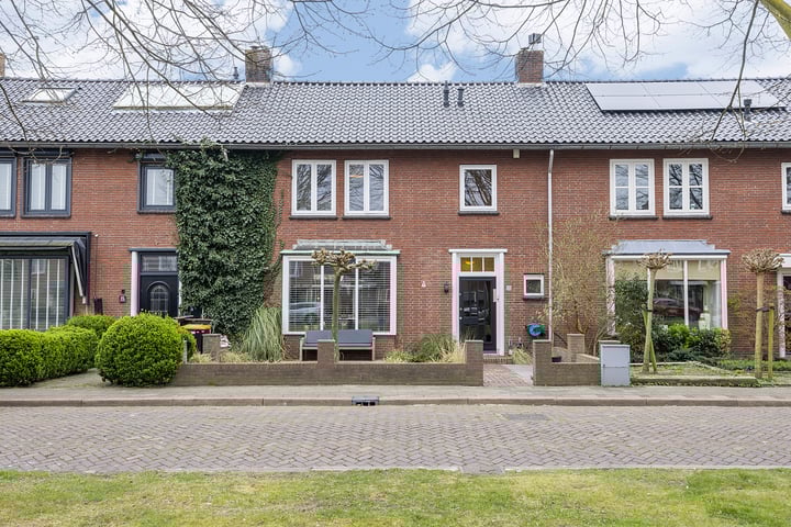 Dreef 13 in Beverwijk foto