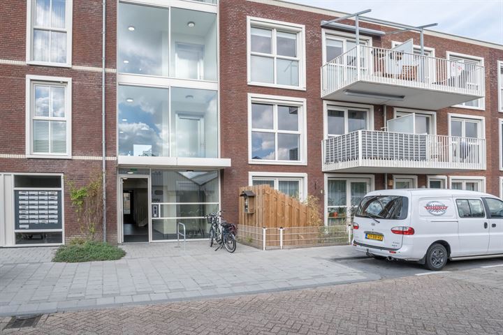 Dresdenweg 19 in 's-Gravenzande foto