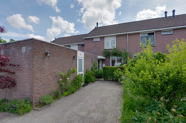 Dreslanden 31 in Assen foto