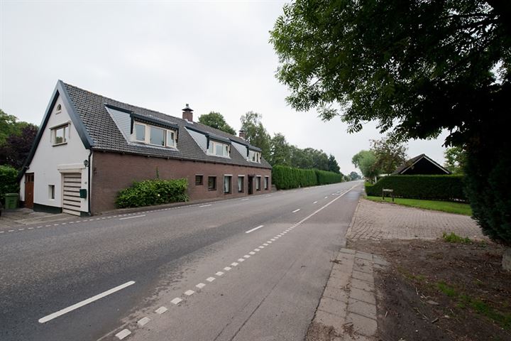 Driehoefijzersstraat 43 in Zevenbergschen Hoek foto