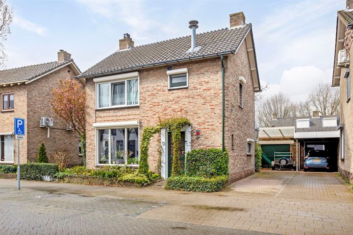Driek van Erpstraat 27 in Oss foto