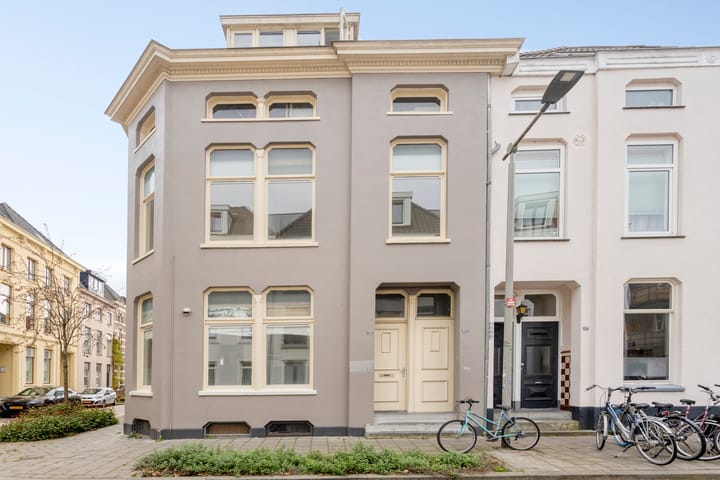 Driekoningendwarsstraat 60A in Arnhem