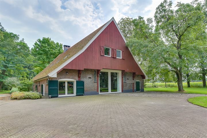 Drienerwoldeweg 33 in Hengelo foto