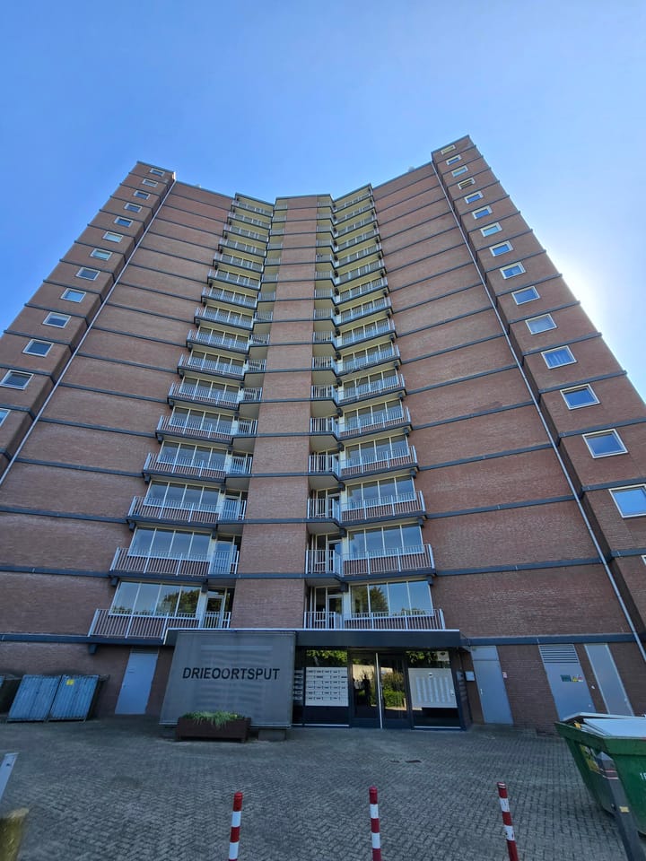 Drieoortsput 109 in Heerlen foto
