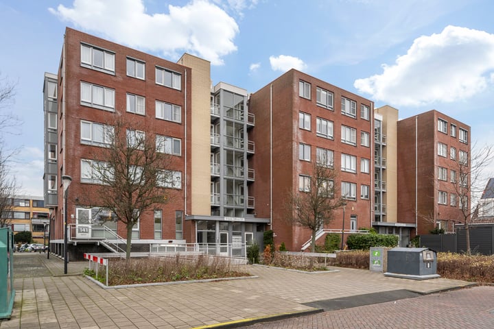 Drijver 115 in Maassluis foto