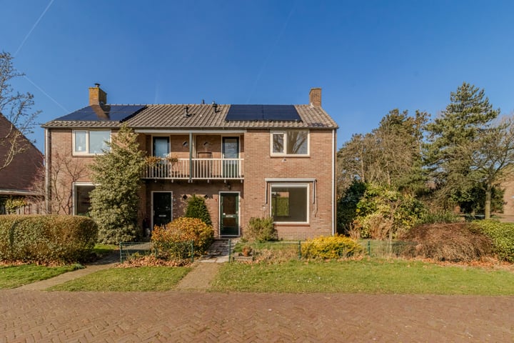 Droonecampstraat 1 in Heiloo foto
