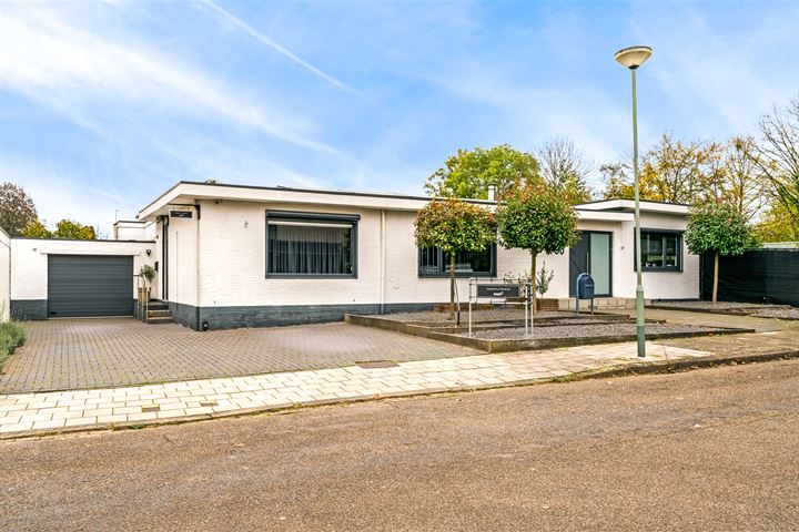 Dross Maesstraat 30 in Stein foto