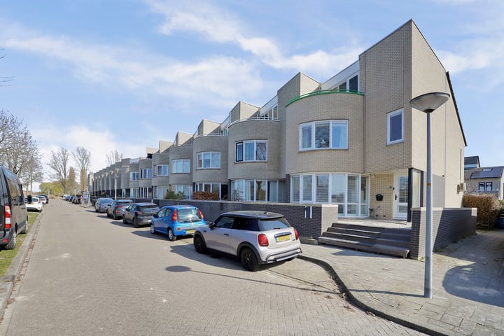 Druivenstraat 1 in Almere foto