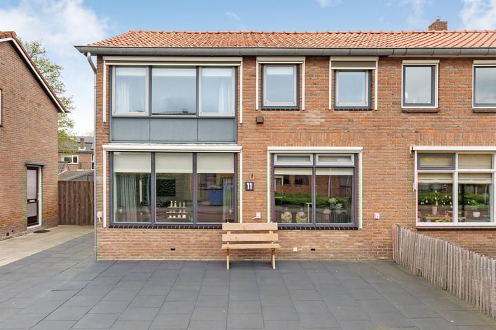 Ds A.C. van Raalteweg 11 in Wanneperveen foto