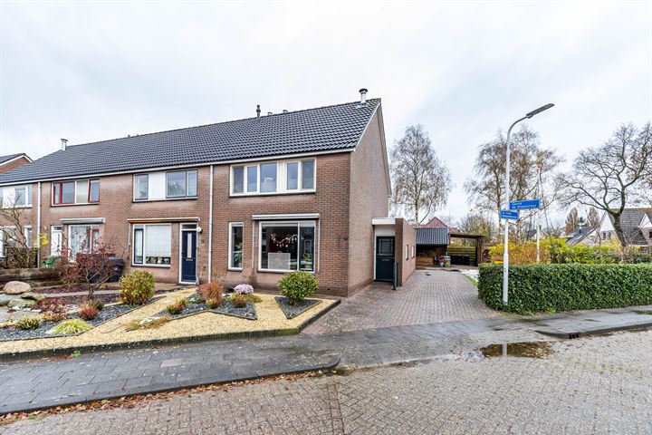 Ds Groot-Nibbelinkstraat 10 in Haulerwijk foto