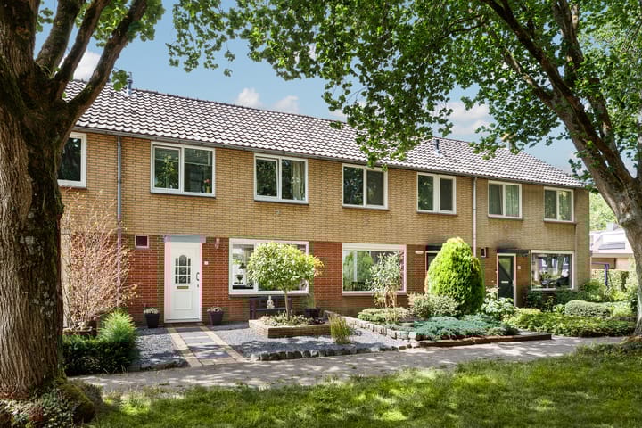 Ds J Mindenuslaan 7 in Odijk foto