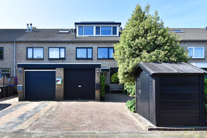 Ds. van Couwenhovelaan 169 in Bergschenhoek foto
