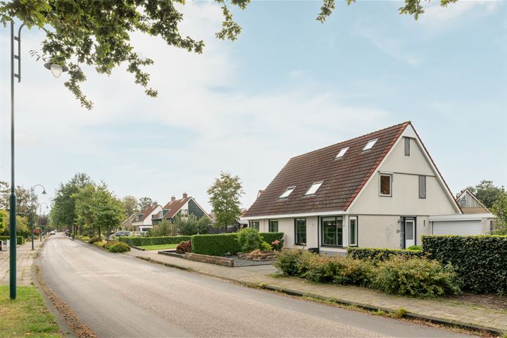 Ds. Visscherwei 35 in Houtigehage foto