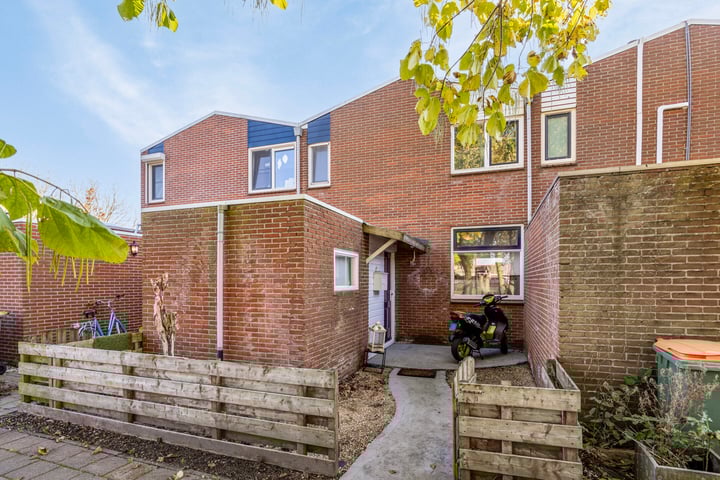 Dubbelmonde 114 in Zevenbergen foto