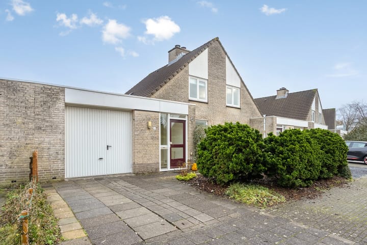 Duinakker 10 in Roden foto