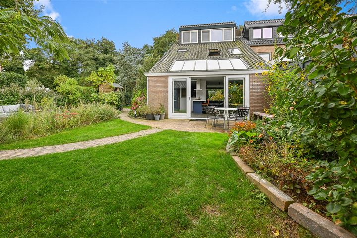 Duinweg 10 in Egmond-Binnen foto