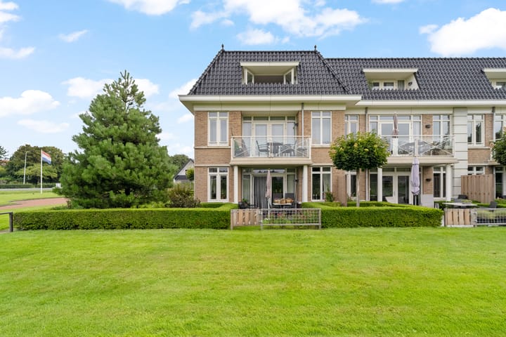 Duinweg 14O in Noordwijk foto
