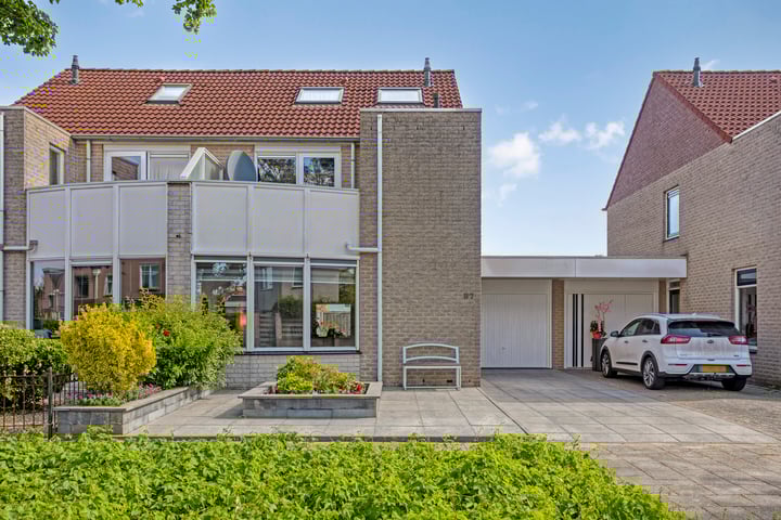Dukaat 87 in Dronten foto