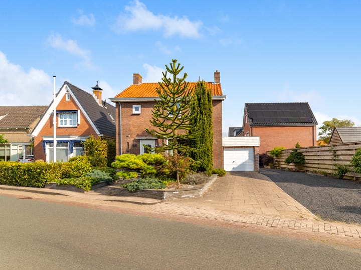 Dusseldorperweg 44 in Limmen foto