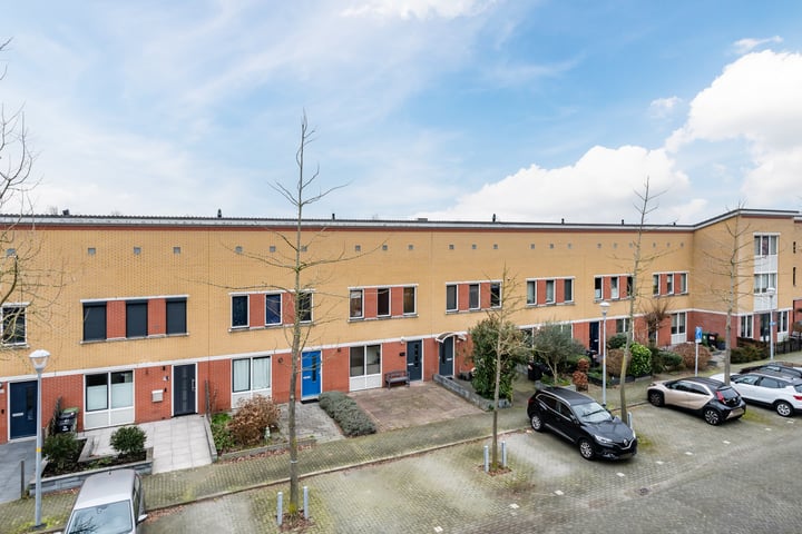 Duyvestein 27 in Nieuw-Vennep foto